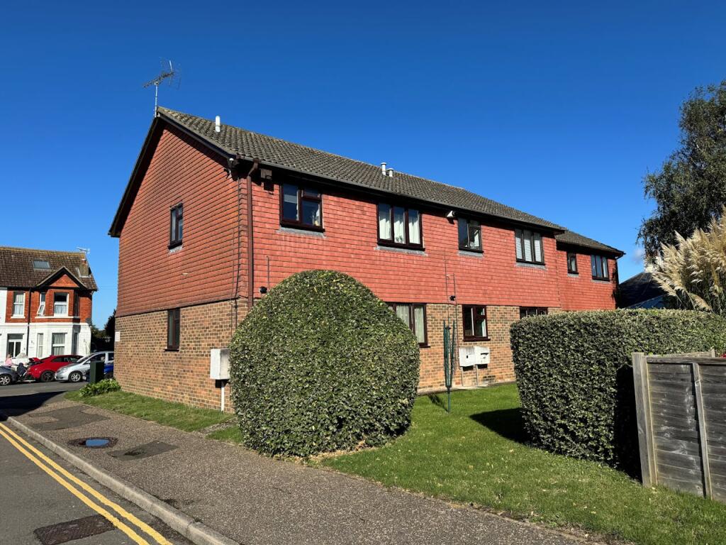 Additional image 14 of 68 High Street, Steyning, BN44 3RD