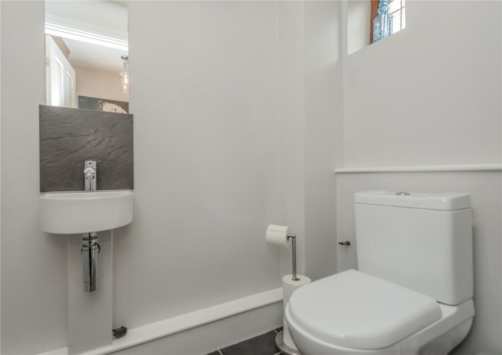 Additional image 11 of Whitcliffe Road, Cleckheaton, West Yorkshire, BD19