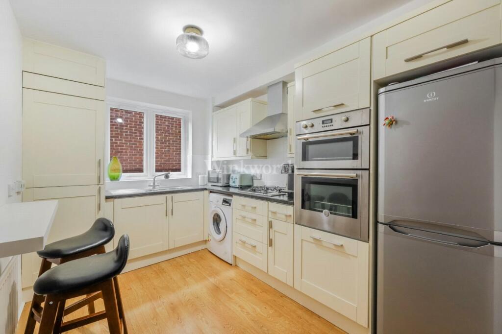 Additional image 2 of Albemarle Road, Beckenham, BR3