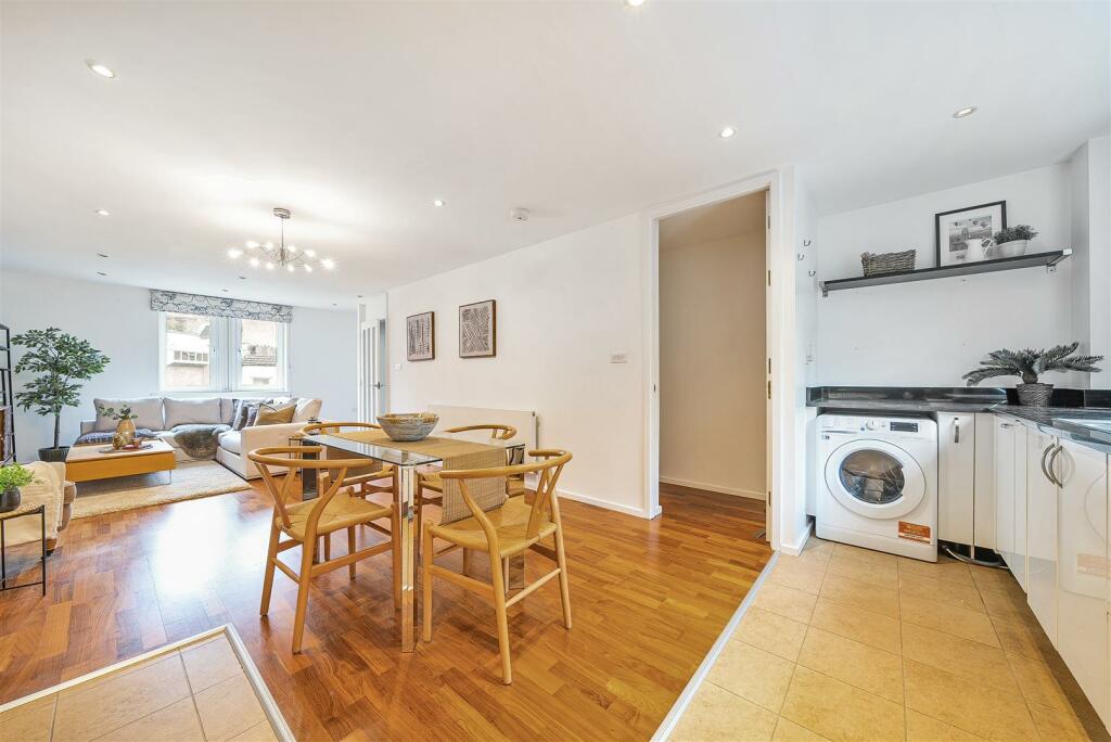 Additional image 4 of Gorse Lane, Clifton