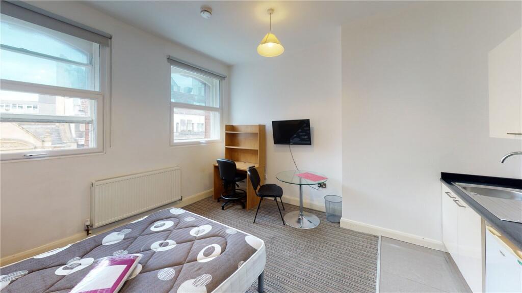 Carlton Chambers, S4 (premier), Studio 4 (First Floor), City Centre, BS1