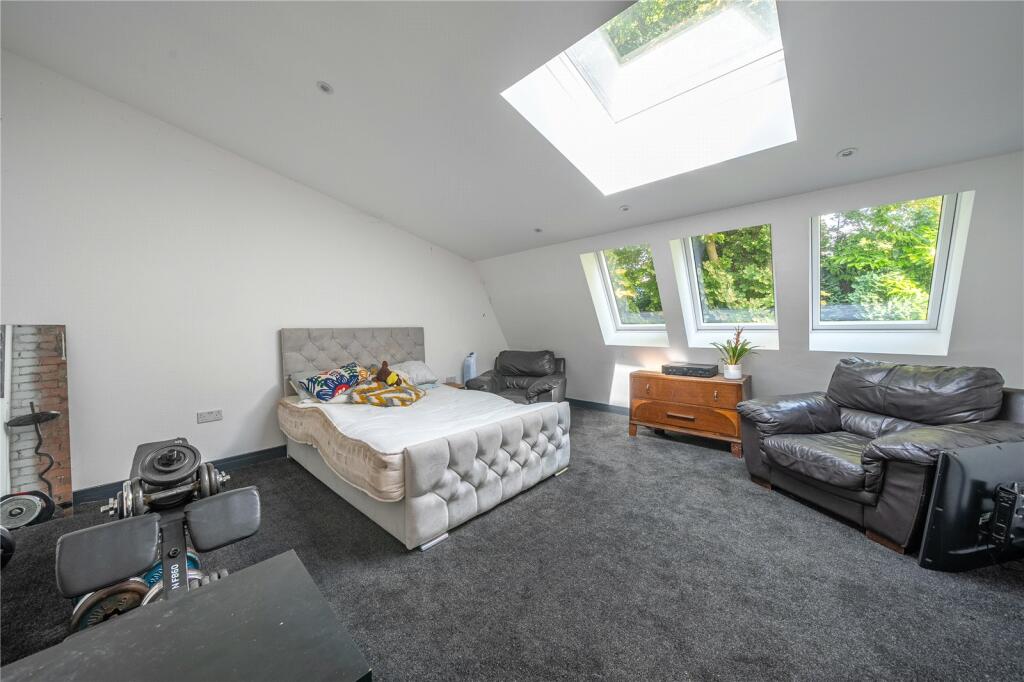 Additional image 7 of Kirkbourne Grove, Baildon, Shipley, West Yorkshire