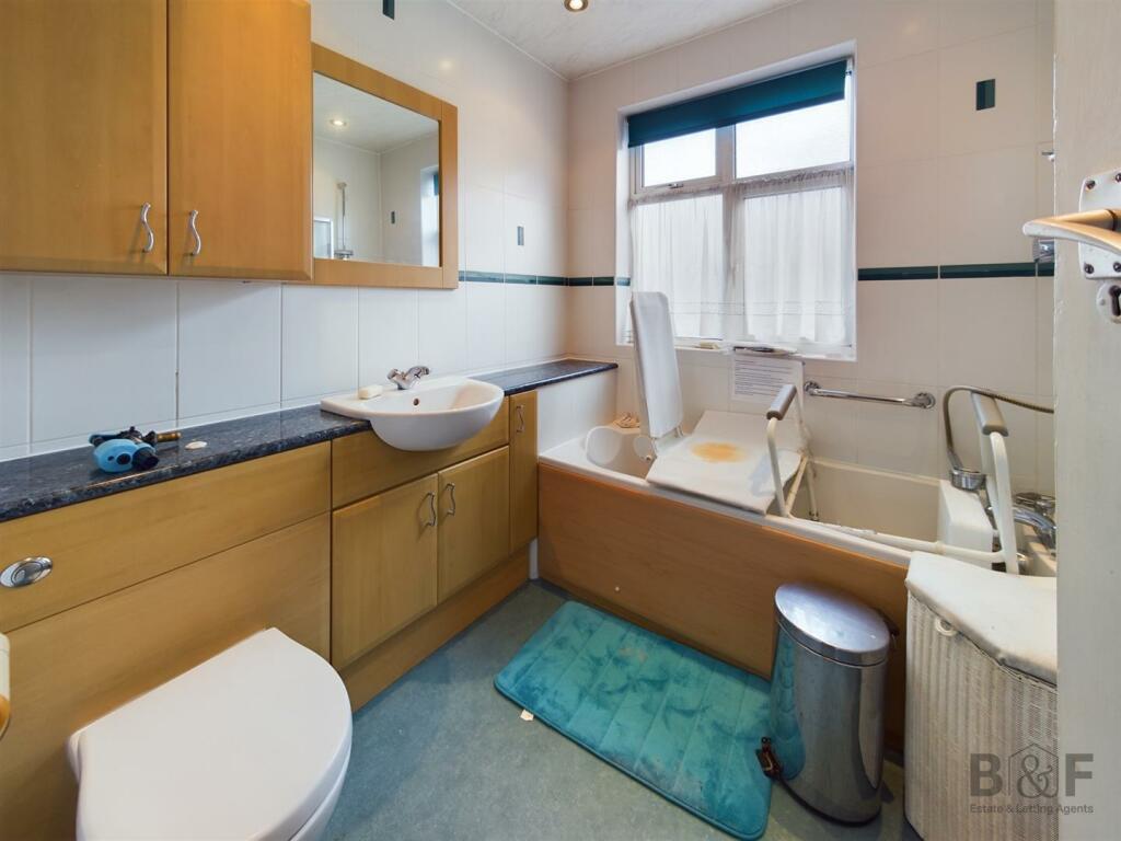 Additional image 14 of Kingsway St George