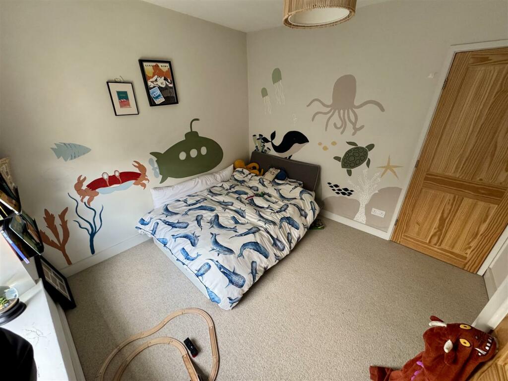 Additional image 14 of Victoria Square, Portishead.