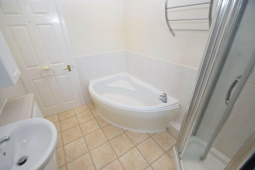 Additional image 8 of Nab Wood Drive, Shipley
