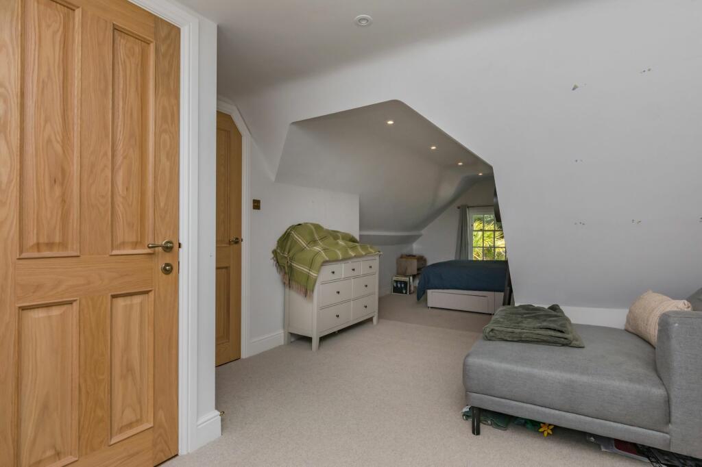 Additional image 19 of Grange Road, Lewes, BN7