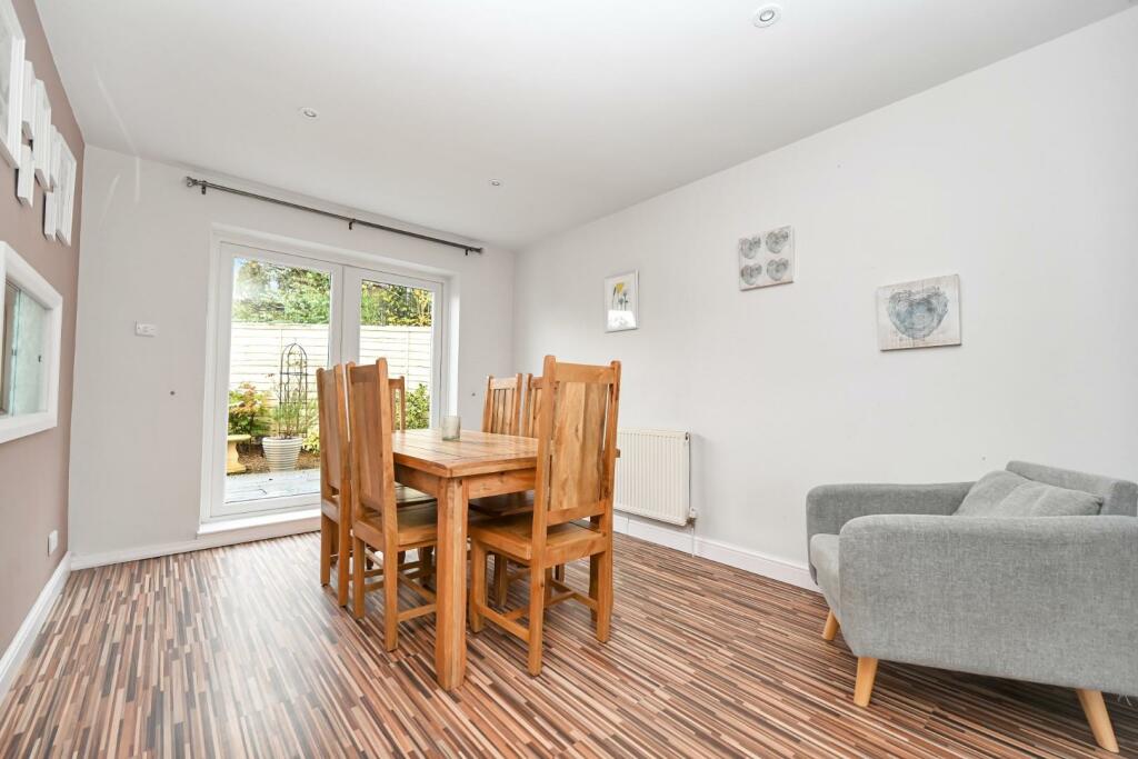 Additional image 8 of Whitelands Crescent, Baildon