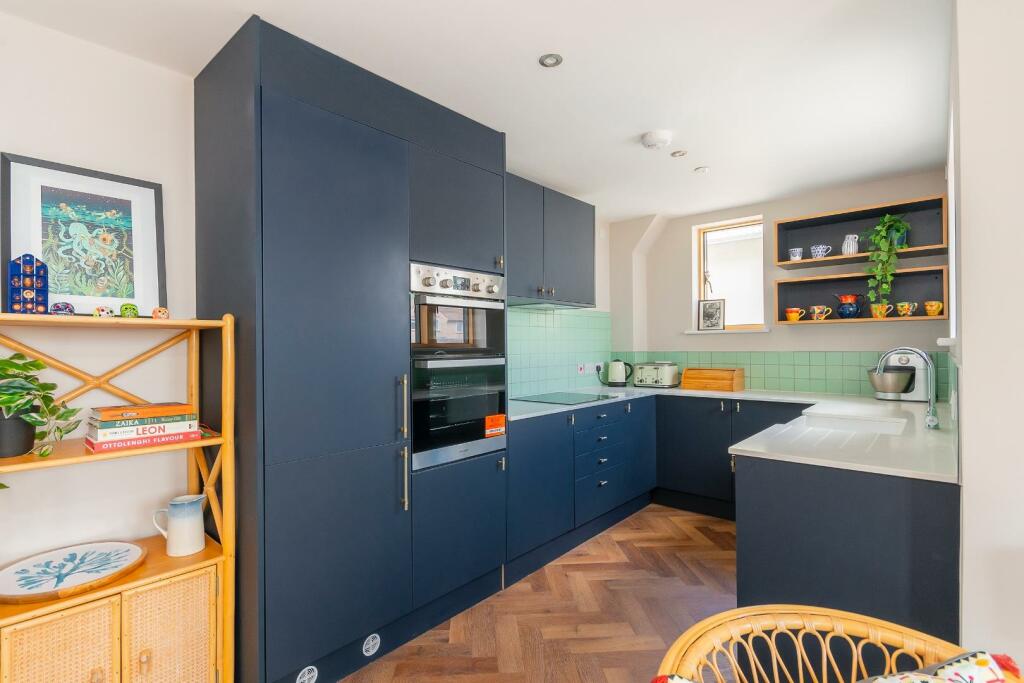 Additional image 11 of Water Lillies, Kings Weston