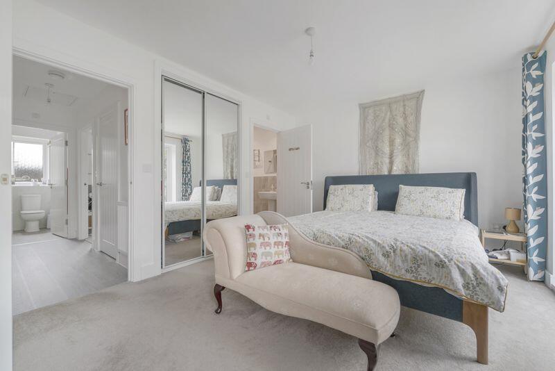 Additional image 13 of Bowen Road, Locking Parklands - FAB TOWN HOUSE