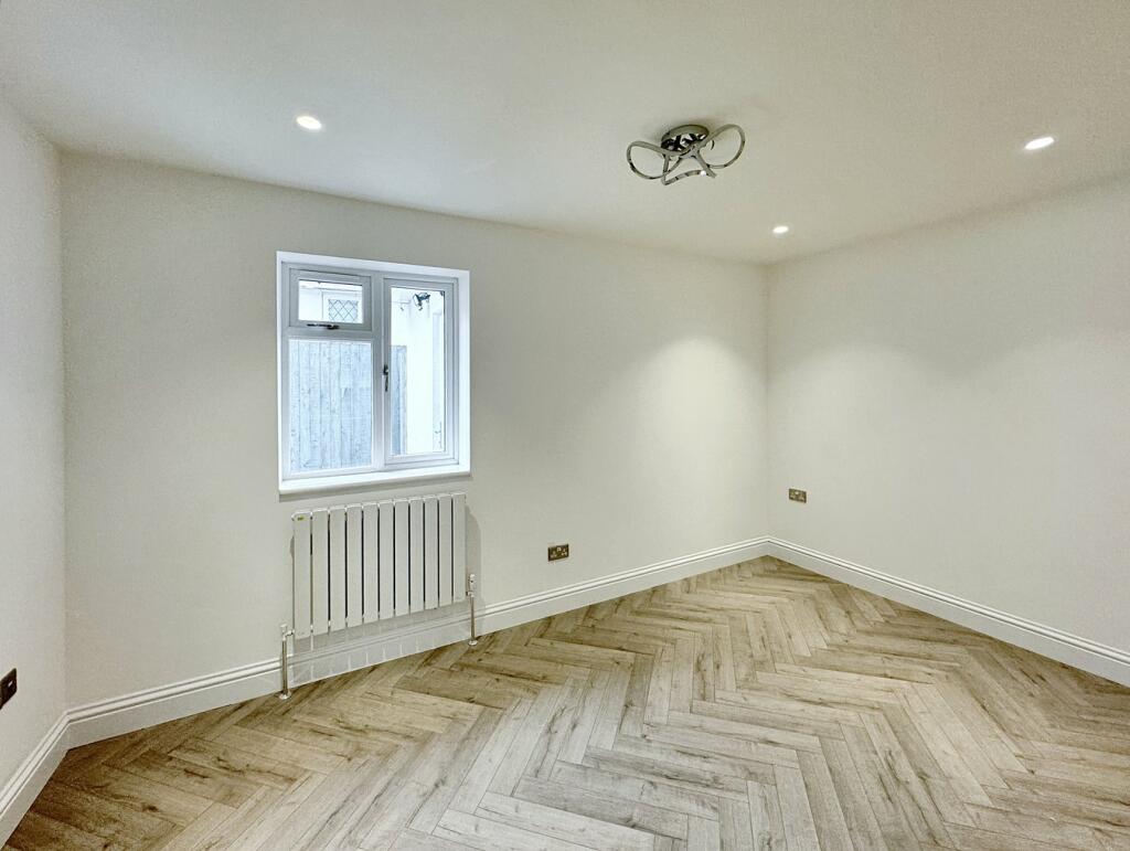 Additional image 12 of Pinewood Drive, Orpington, BR6