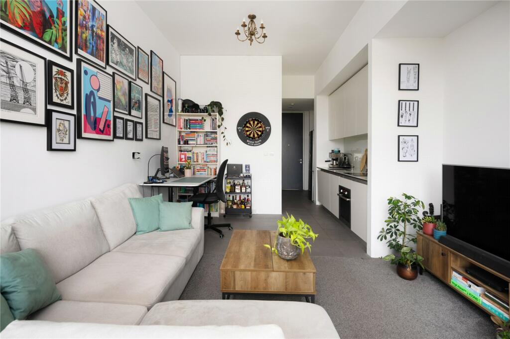 Additional image 22 of Lake Shore Drive, BRISTOL, BS13