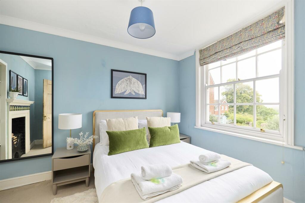 Additional image 9 of High Street, Lewes, BN7 1XH