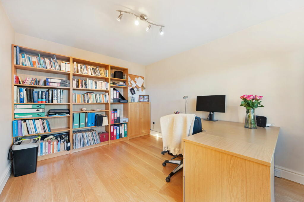 Additional image 13 of Latham Lane, Gomersal, Cleckheaton, BD19