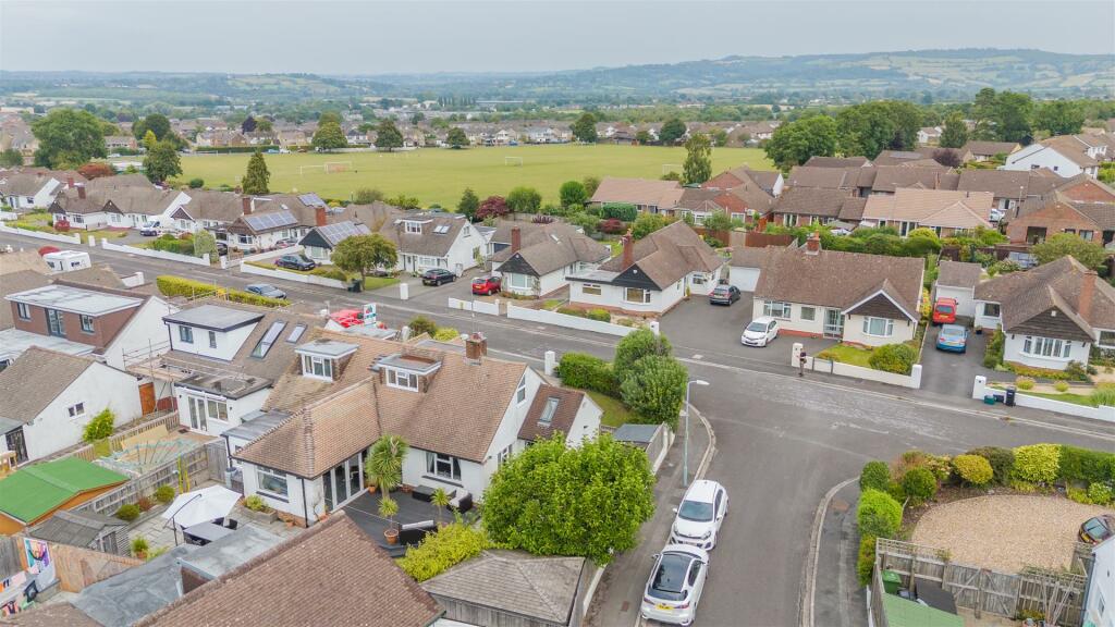 Additional image 24 of Oakfield Road, Keynsham, Bristol