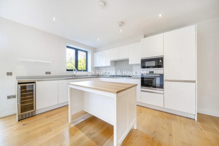 Additional image 11 of Bickley Park Road Bromley BR1