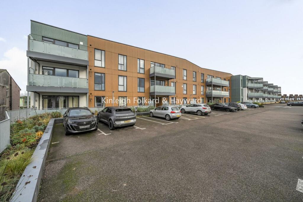 Additional image 11 of Glebe Way, West Wickham