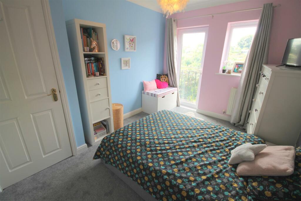 Additional image 19 of Cave Close, Downend, Bristol