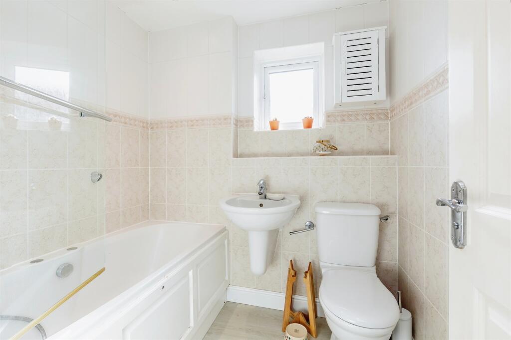 Additional image 15 of Strathearn Drive, Westbury-On-Trym, Bristol
