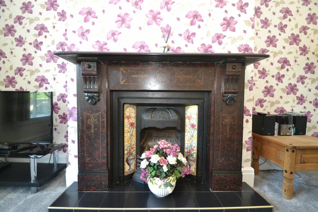 Additional image 3 of Leeds Road, Thackley,