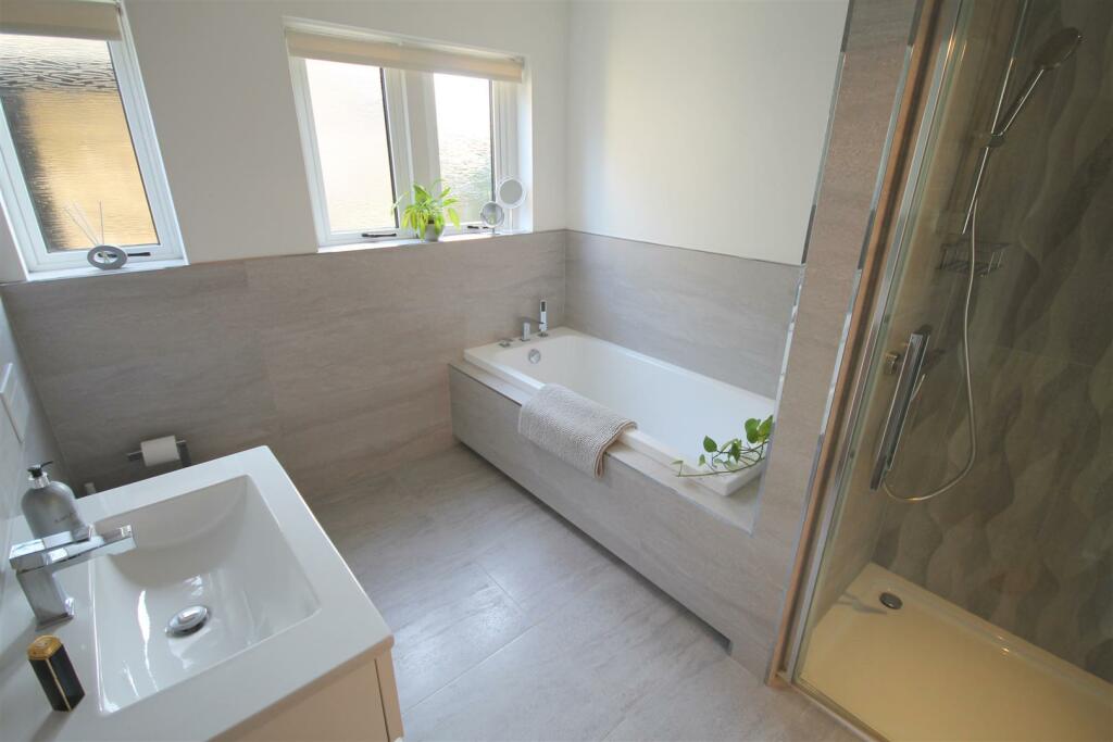 Additional image 13 of Park Crescent, Frenchay, Bristol