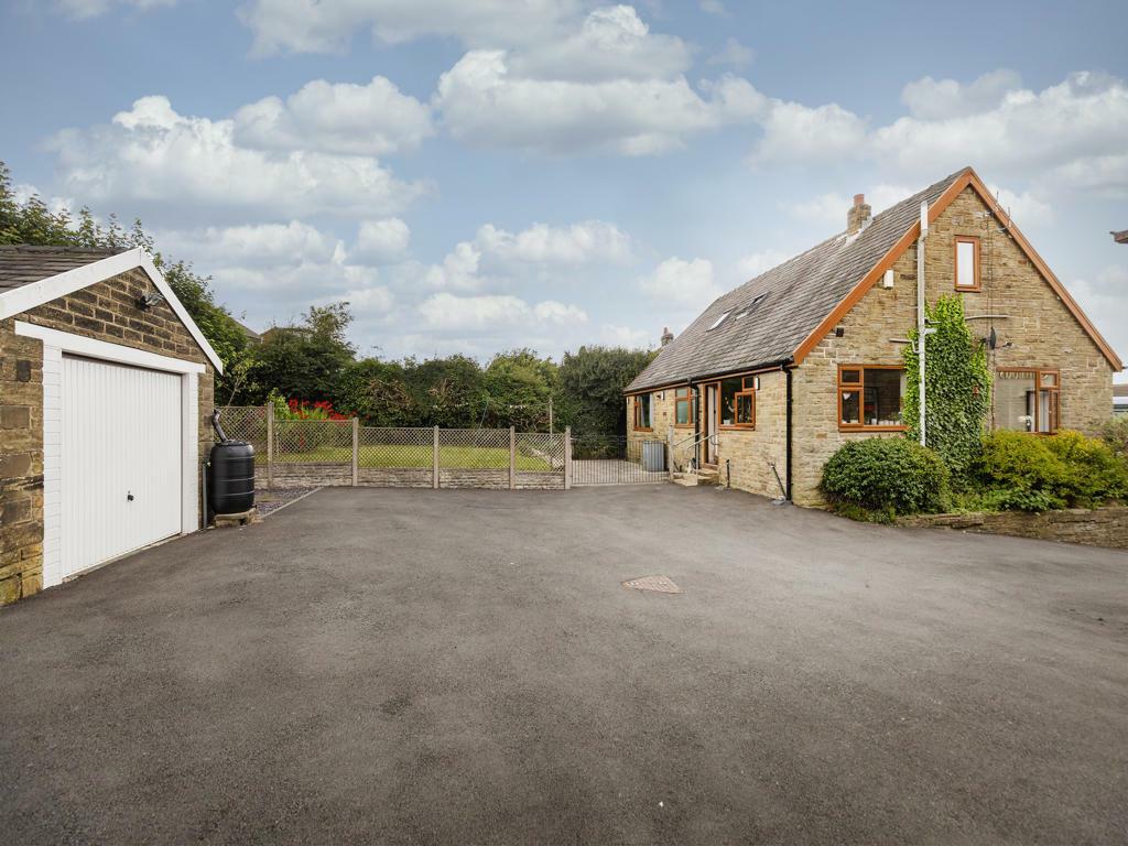 Additional image 41 of Ambler Thorn, Queensbury, Bradford