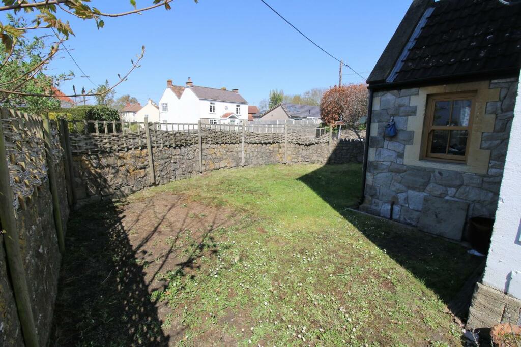 Additional image 16 of Character property in the village of Claverham
