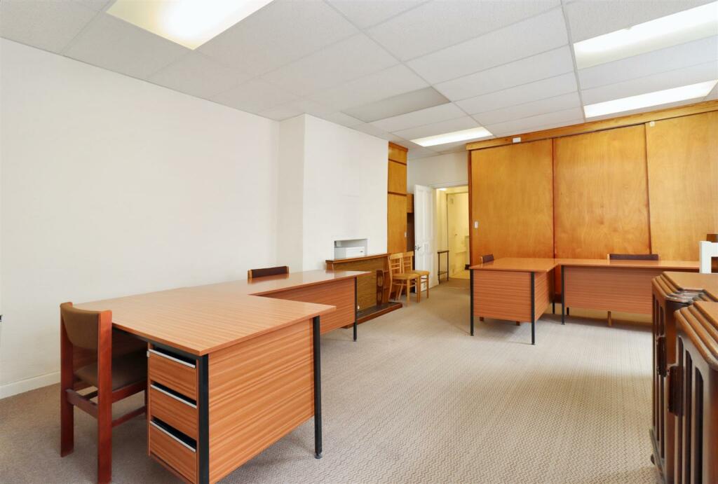 Additional image 6 of High Street offices in Yatton