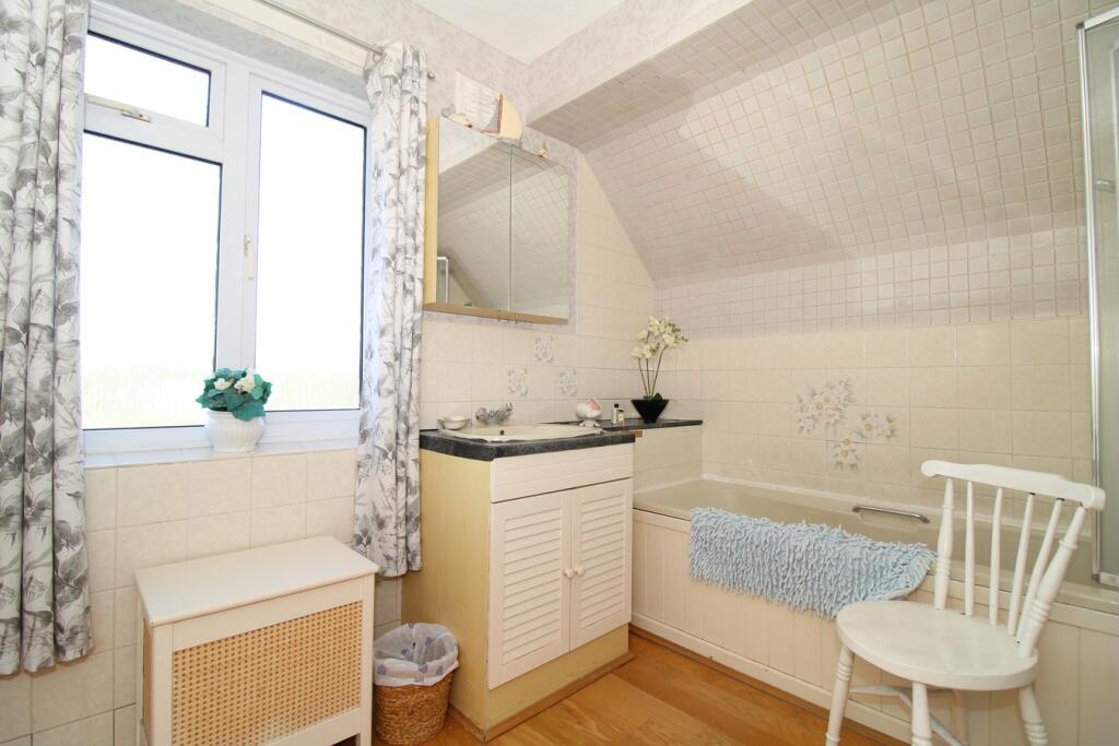 Additional image 11 of Broadoaks Way, Bromley, BR2