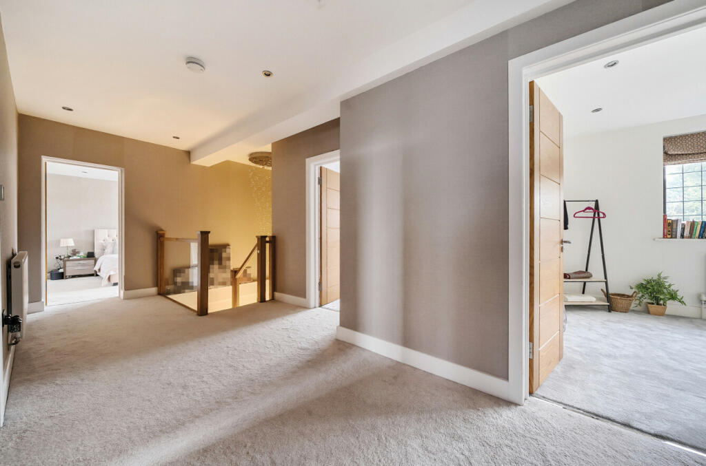 Additional image 17 of Leesons Hill, Chislehurst, Kent, BR7