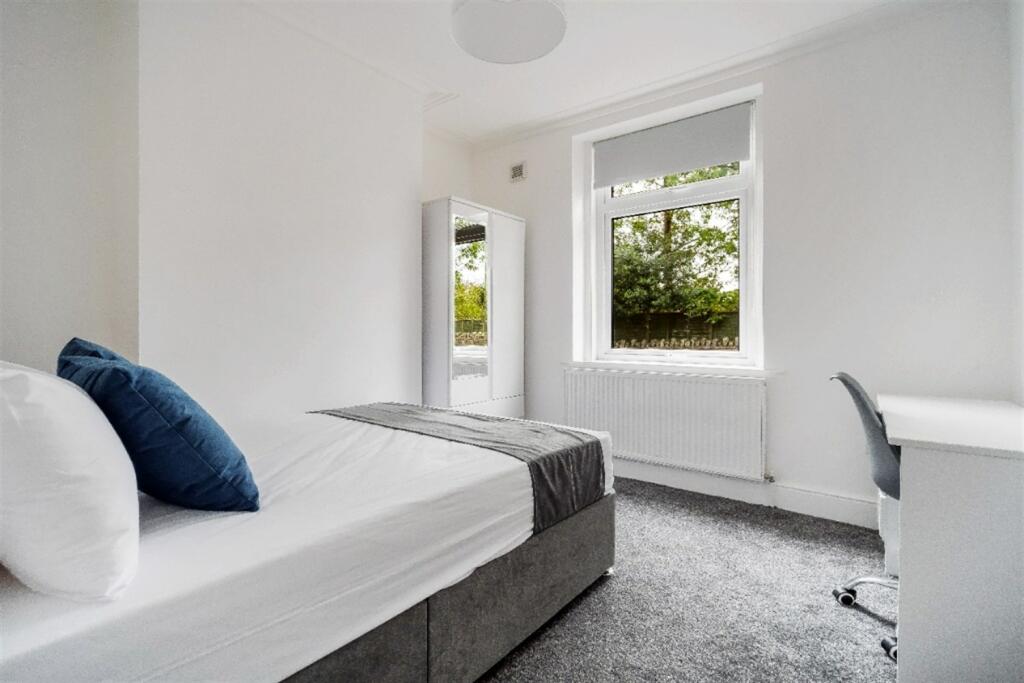 Additional image 6 of 3 bedroom Terraced House in Woodside Road, Bristol