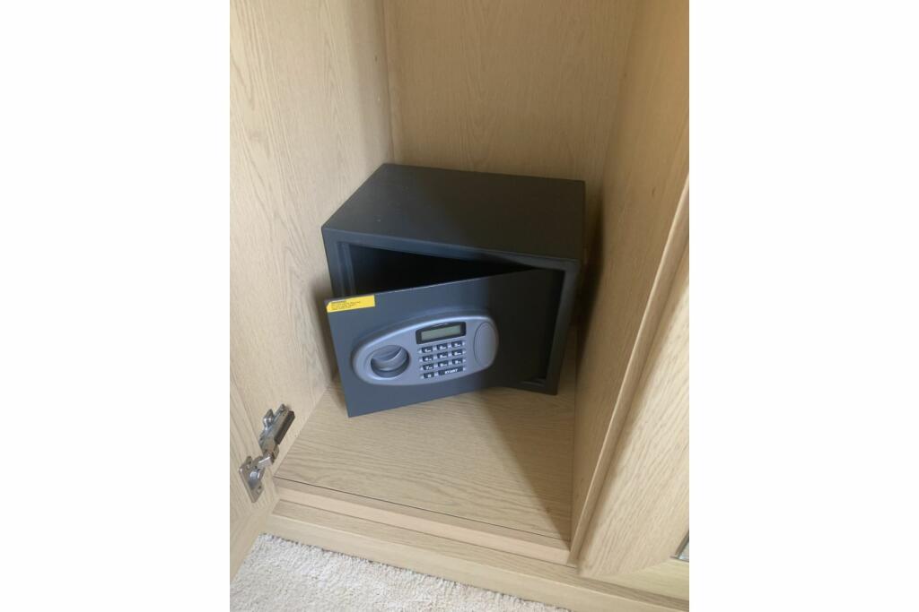 Additional image 32 of Hill Drive, Bristol, BS8