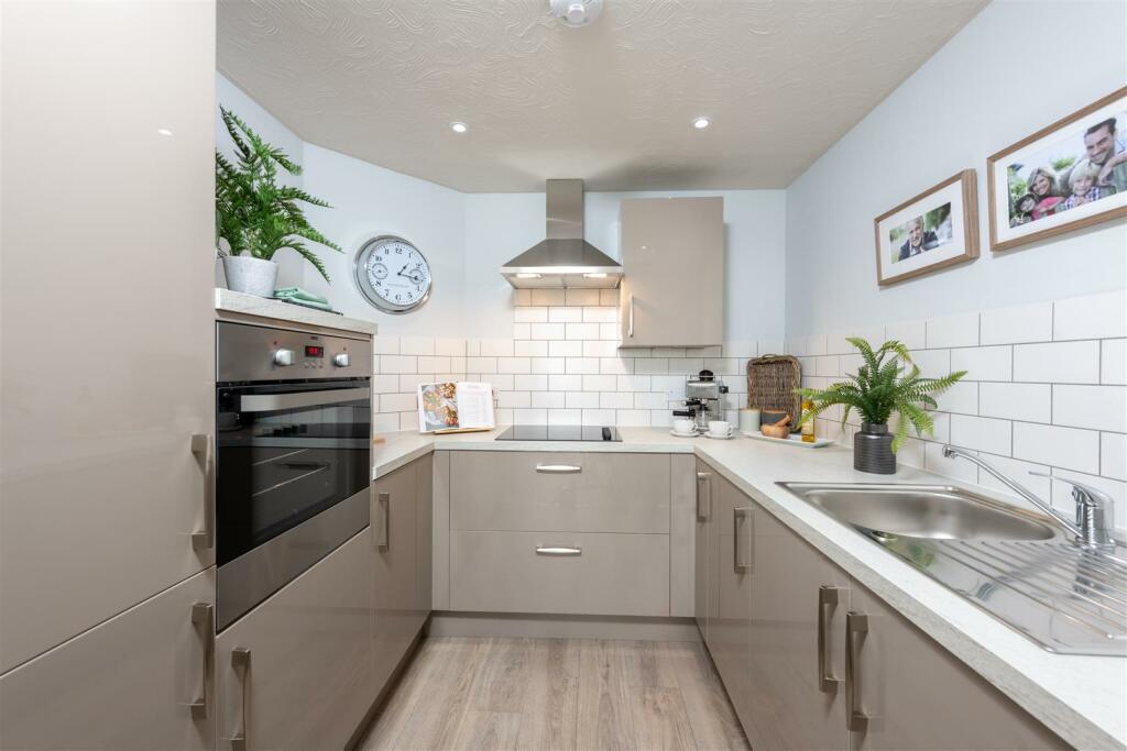Additional image 6 of Edinburgh Lodge, Station Road, Orpington