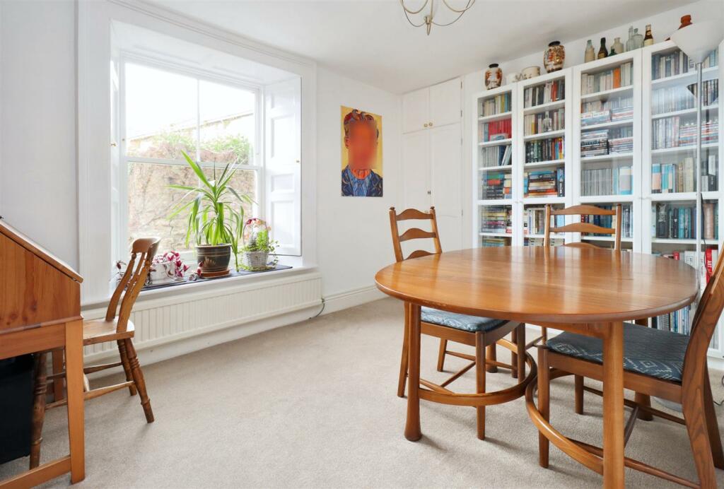 Additional image 10 of Prime location almost immediate to Clevedon Seafront