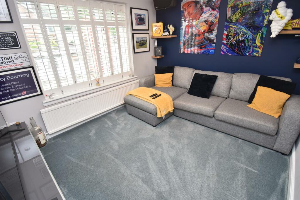 Additional image 8 of Combe Avenue, Portishead