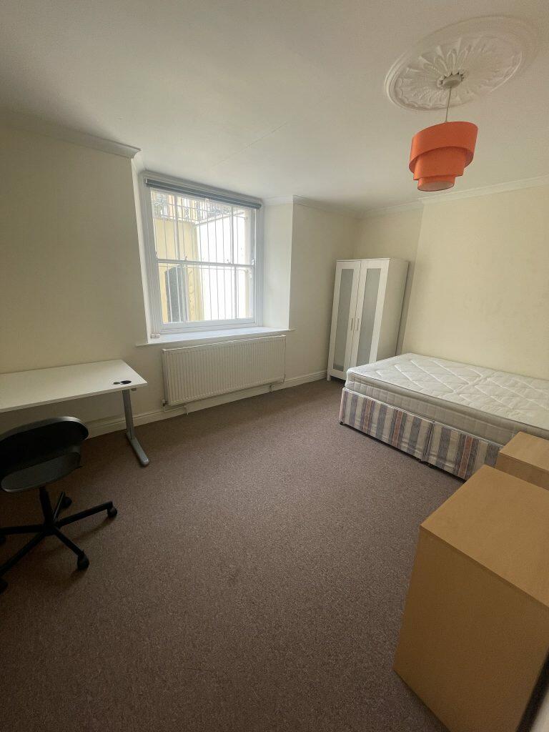 Additional image 7 of Ref 90 – Pembroke Road