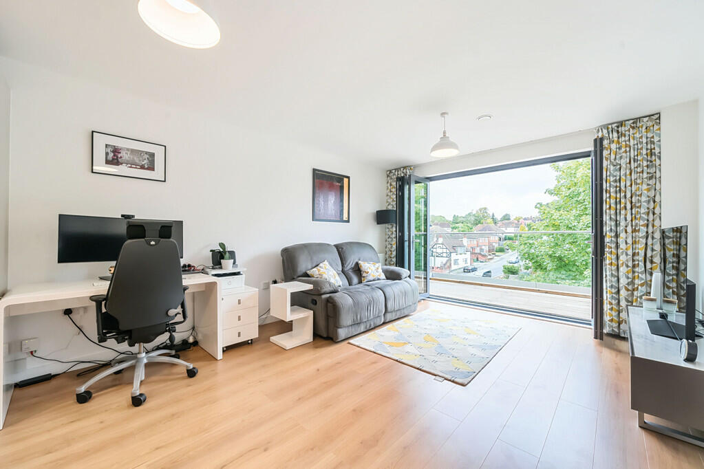 Additional image 14 of Knoll Rise, Orpington