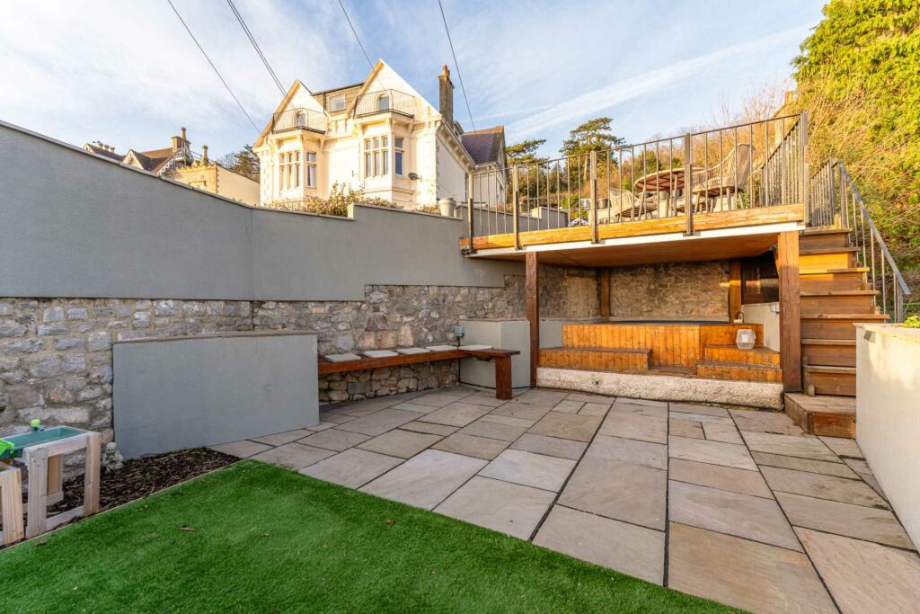 Additional image 27 of South Road - Refurbished & Character Filled Flat - No Chain