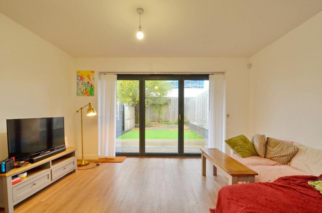 Additional image 4 of Durnford Avenue, Southville