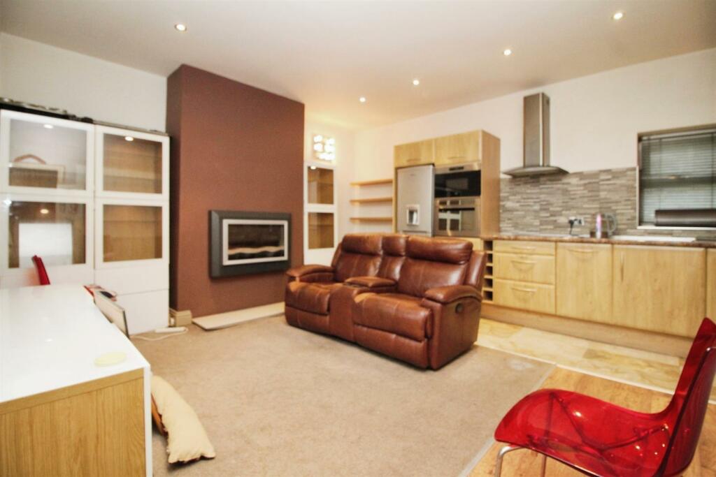 Additional image 10 of Idle Road, Bradford, BD2 4JR