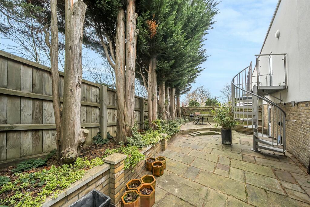 Additional image 21 of Albemarle Road, Beckenham