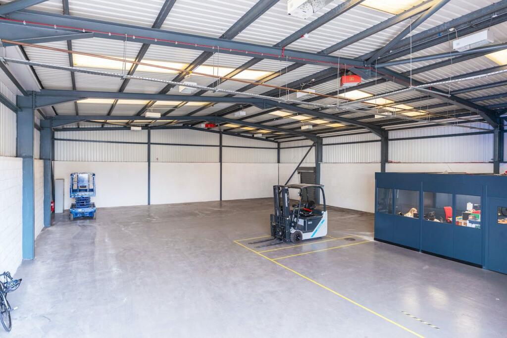 Additional image 4 of Unit 28 Thornbury Industrial Estate, Brunel Way, Thornbury, BS35 3UP