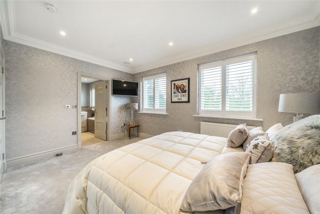 Additional image 11 of Willoughby Lane, Bromley