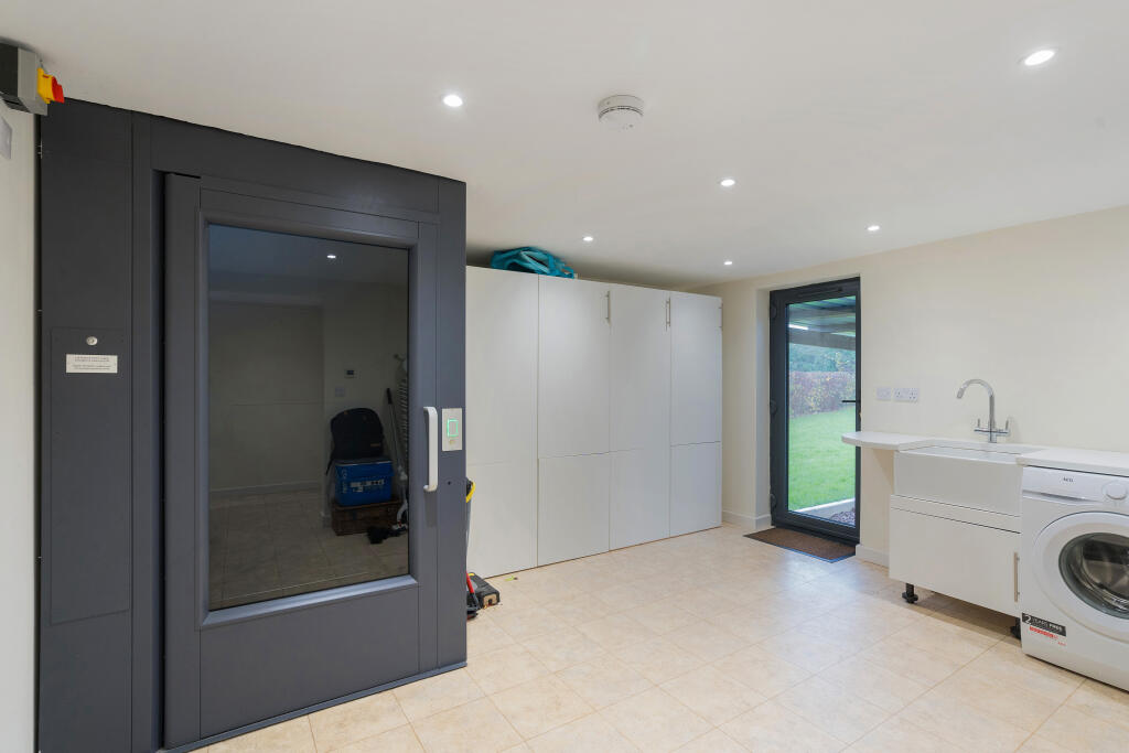 Additional image 11 of Pilning Street, Pilning, BS35