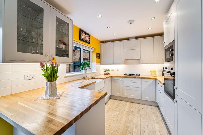 Additional image 8 of Bowen Road, Locking Parklands - HIGH STANDARD HOME