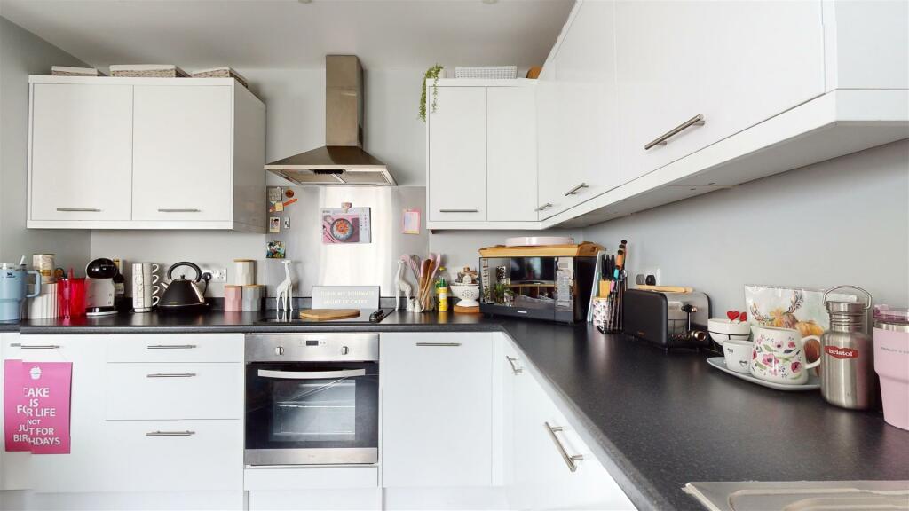 Additional image 7 of Hanham Road, Bristol