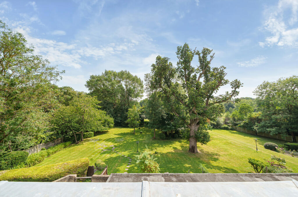 Additional image 20 of Willow Grove, Chislehurst, Kent, BR7