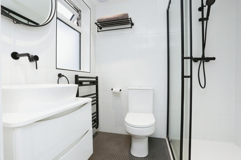 Additional image 14 of Ronalds Road, Bromley, BR1