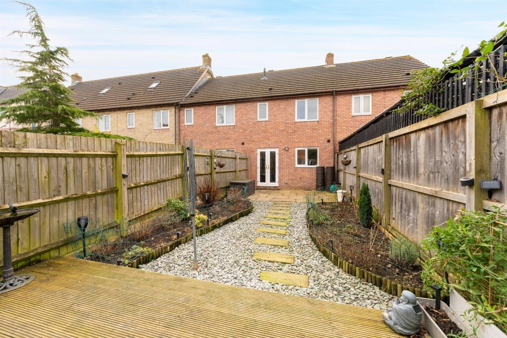 Additional image 17 of The Avenue, St. Georges - BEAUTIFUL HOUSE WITH GARAGE
