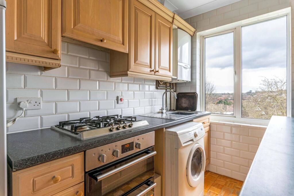 Additional image 5 of Mount Court, West Wickham, BR4