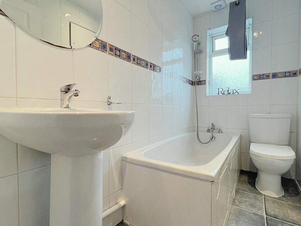 Additional image 5 of Fairburn Gardens, Bradford, West Yorkshire, BD2